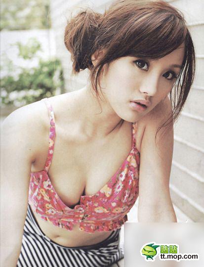 一脱成名 揭秘色情女王养成史