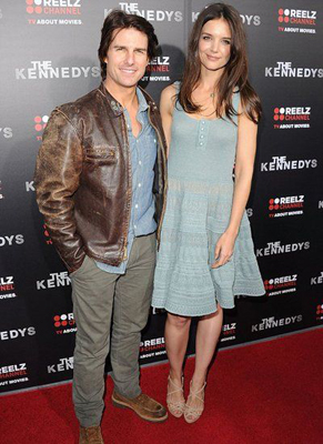 阿汤哥承认科学教导致离婚 两前妻成好友