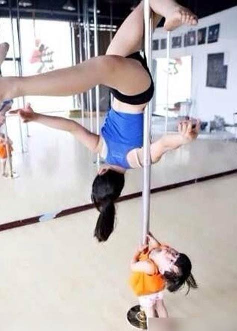 微博辣妈大赛众90后妈妈登场 最小辣妈仅16岁