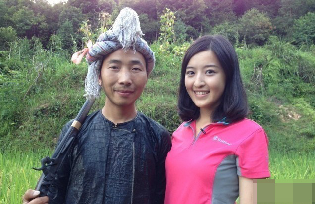 央视新晋美女主播走红 被赞清纯超奶茶妹