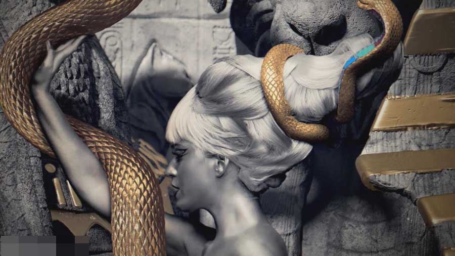 水果姐MV变身埃及艳后与蛇共舞