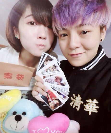 北大女歌手刘恋曝同性亲密照 谈作品未被刘欢选