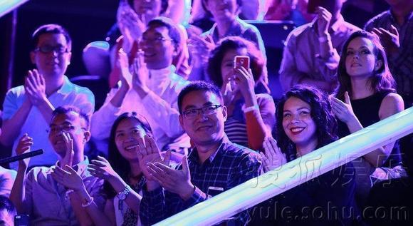 海清老公任银行高管低调做人身份成谜 海清一家三口照首曝光(组图)【5】