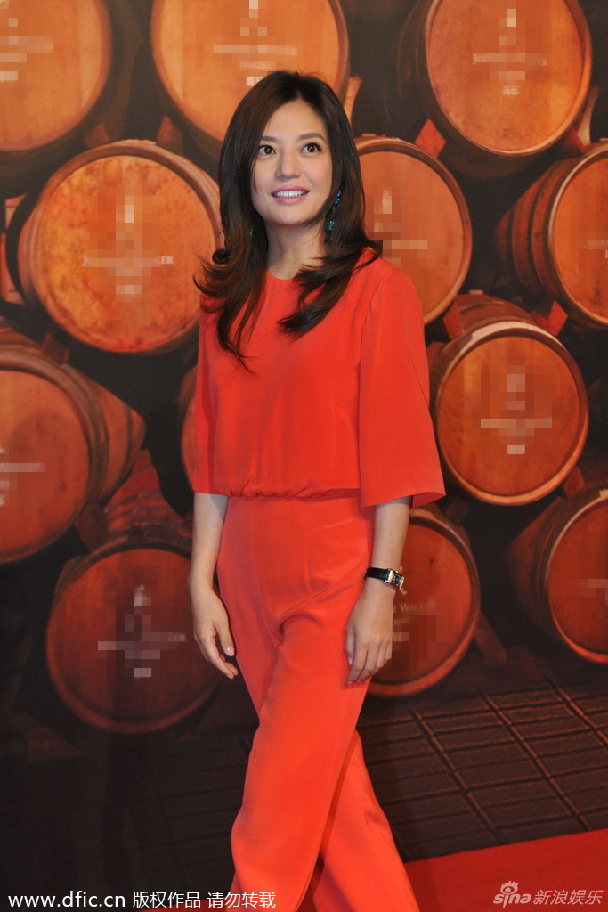 赵薇、马艳丽出席艺术展