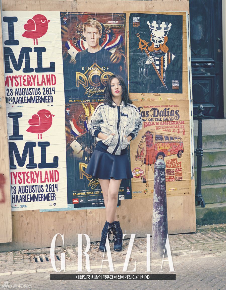 李孝利迷离性感 