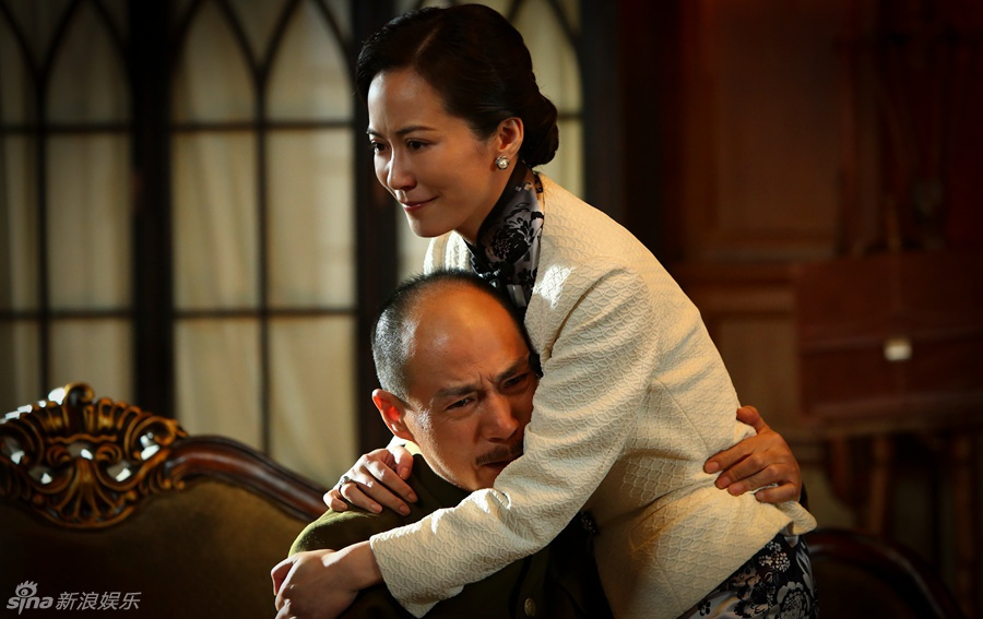 俞飞鸿饰宋美龄 