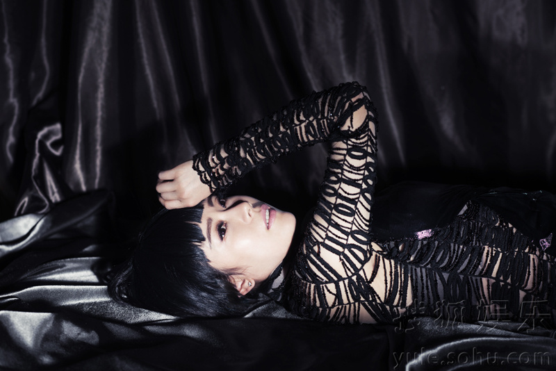 海清短发大片曝光 变时尚潮妞显独特气质