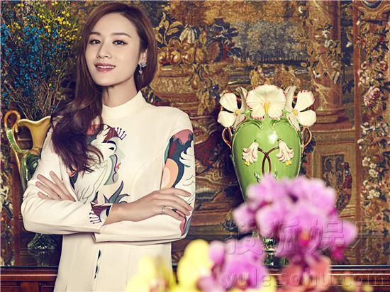  叶一茜时尚大片秀身材 轻松驾驭多种风格 