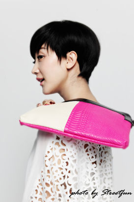 张瑶夏日风写真浅笑清甜可人