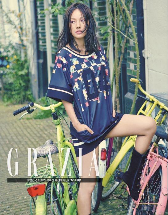 李孝利时尚画报彰显女王范儿