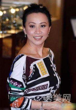 阿娇章子怡刘亦菲 惨遭成龙父子潜规则的女星 阿娇章子怡刘亦菲 惨遭成龙父子潜规则的女星