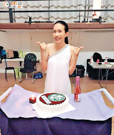 莫文蔚在本月2日刚度过44岁生日。