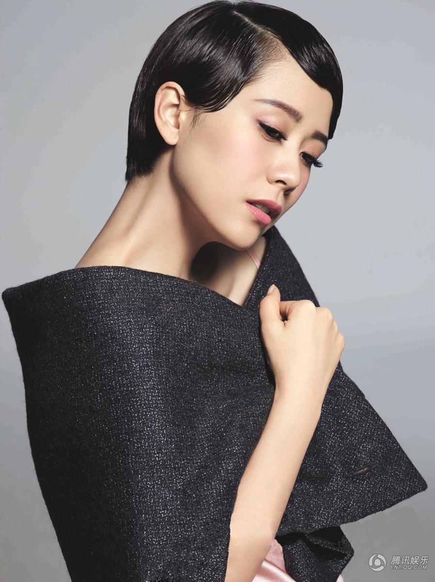 海清穿蕾丝大片曝光 性感时尚半遮面