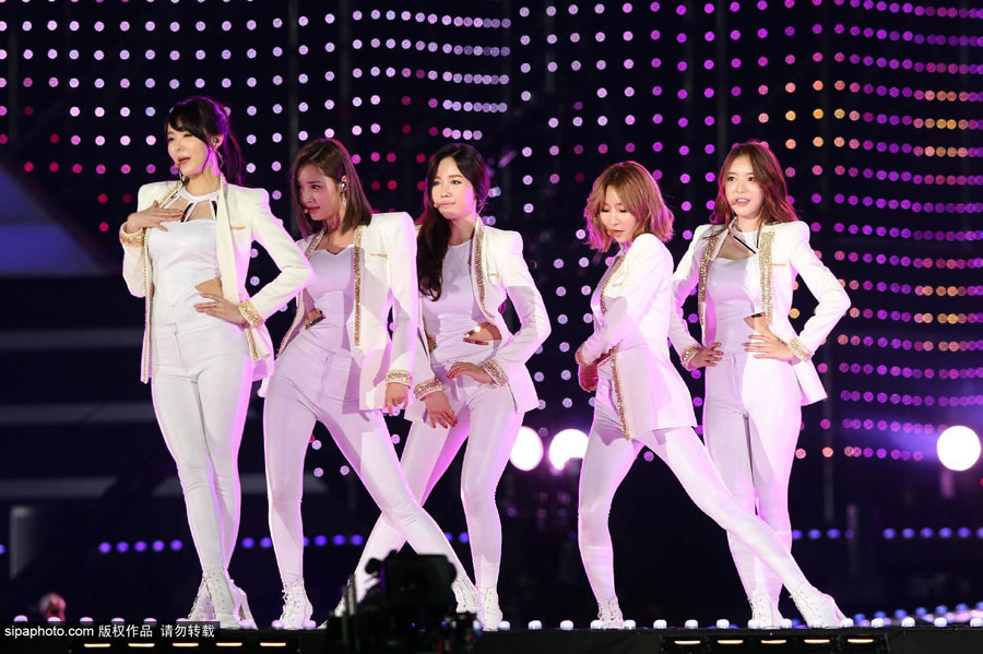 少女时代、EXO飙歌 T-ara、Girl&apos;s Day比拼热舞