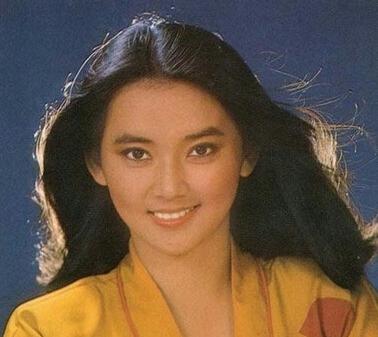 揭80年代纯美女星情史:胡慧中嫁黑道帮主 米雪遭成龙抛弃
