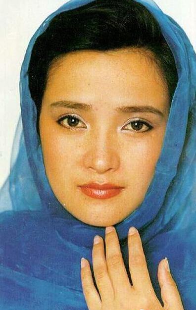 揭80年代纯美女星情史:胡慧中嫁黑道帮主 米雪遭成龙抛弃