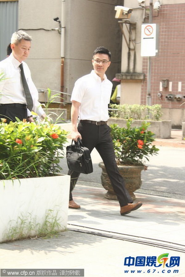 小S、许雅钧及婆婆黄秀真因“胖达人”事件出庭