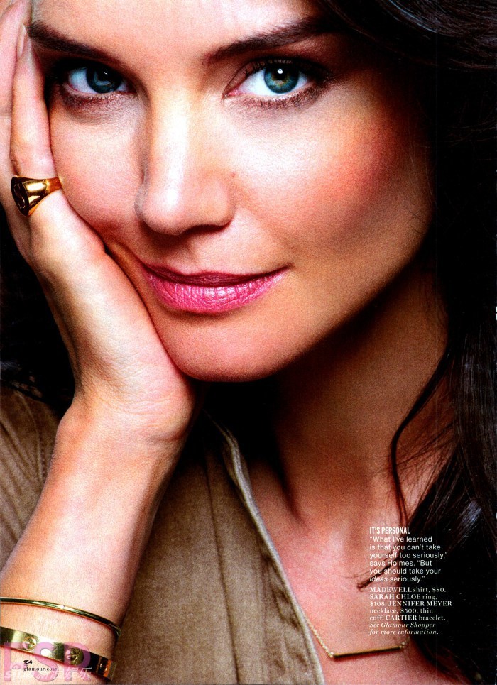 前阿汤嫂凯蒂半裸登杂志