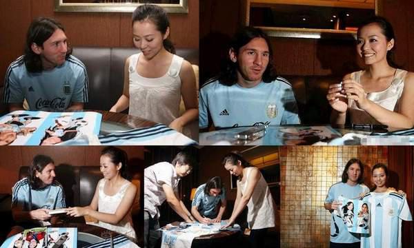 女星与球星合影:贝利抱半裸钟楚红 女星与球星合影:贝利抱半裸钟楚红