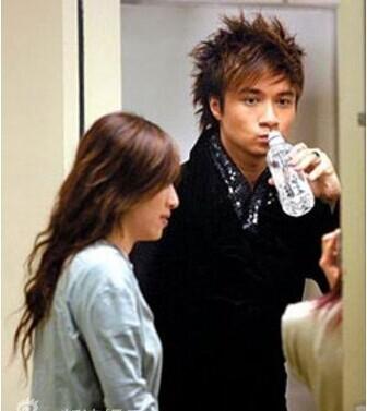 古巨基12月迎娶女助理 好友纷纷献祝福