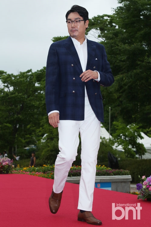 孙艺珍玄彬等亮相第18届富川国际电影节