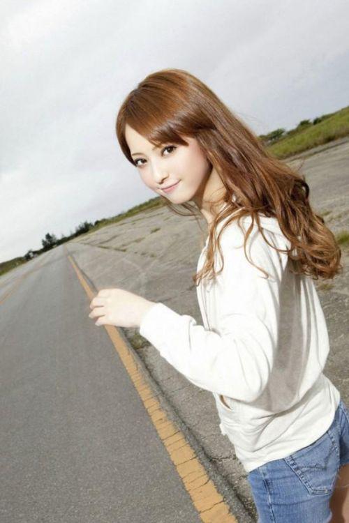 韩国票选亚洲最美女神允儿夺冠刘亦菲垫底 网友：不服