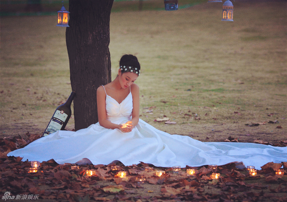 程砚秋清新写真 尽显甜美俏佳人