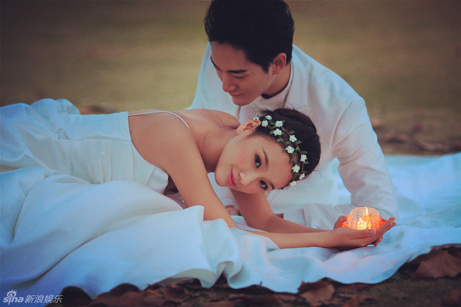 程砚秋清新写真 尽显甜美俏佳人