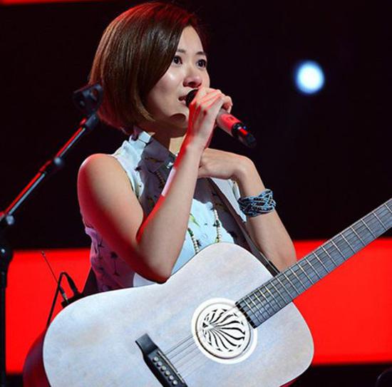 没点背景不敢选秀 “好声音”陈冰身家30亿