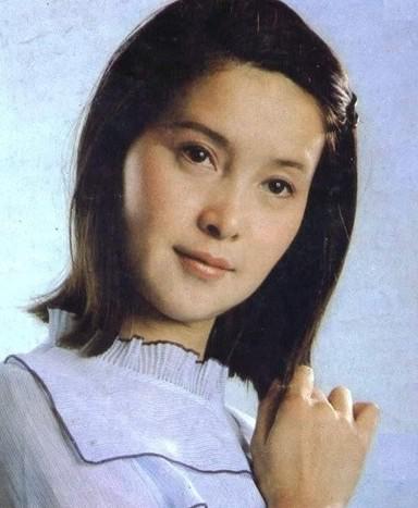 混血明星揭秘 潘虹李小璐有俄罗斯血统 混血明星揭秘 潘虹李小璐有俄罗斯血统