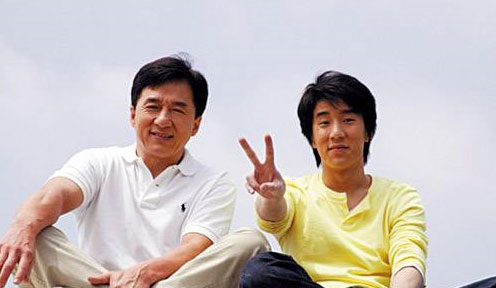 揭秘房祖名吸毒“自毁”：龙太子从小缺父爱