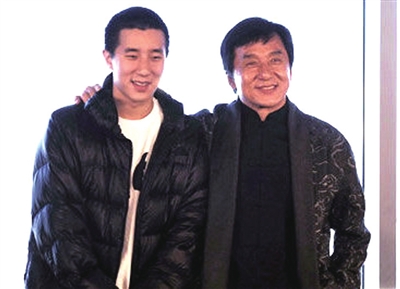 揭秘房祖名吸毒“自毁”：龙太子从小缺父爱