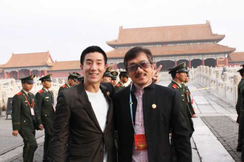 揭秘房祖名吸毒“自毁”：龙太子从小缺父爱