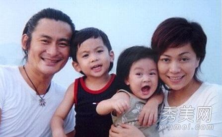 盘点生双胞胎的明星 赵本山妻子生龙凤胎 盘点生双胞胎的明星 赵本山妻子生龙凤胎