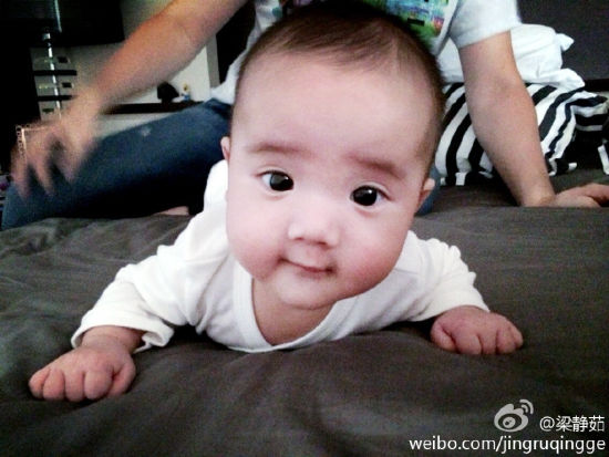 梁静茹儿子大眼睛双眼皮