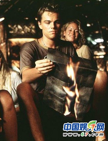 图揭莱昂纳多20年心酸“冲奥”路 青老对比照惹人怜