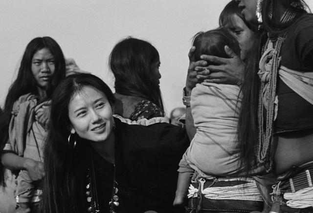 舞神杨丽萍青涩旧照 舞神杨丽萍青涩旧照