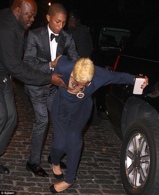 明星出丑瞬间 明星出丑瞬间