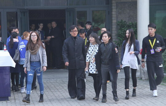 成龙范冰冰同场亮相