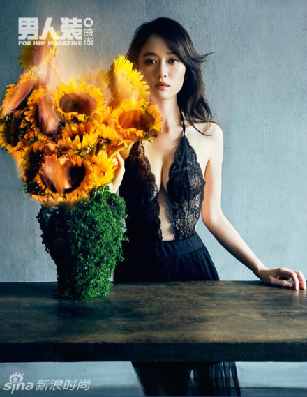 陈乔恩晒甜美照 教主秀性感霸气不再