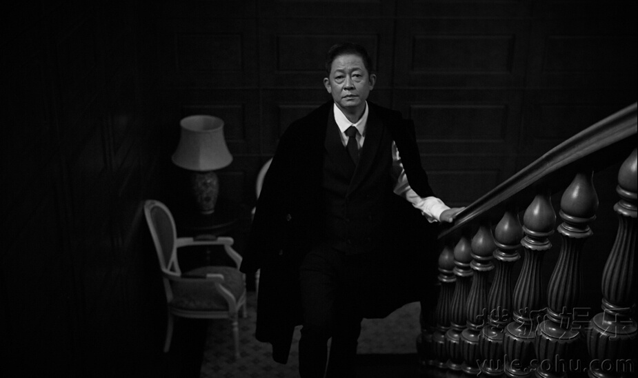 《一步之遥》贺岁 姜文葛优王志文变雅痞