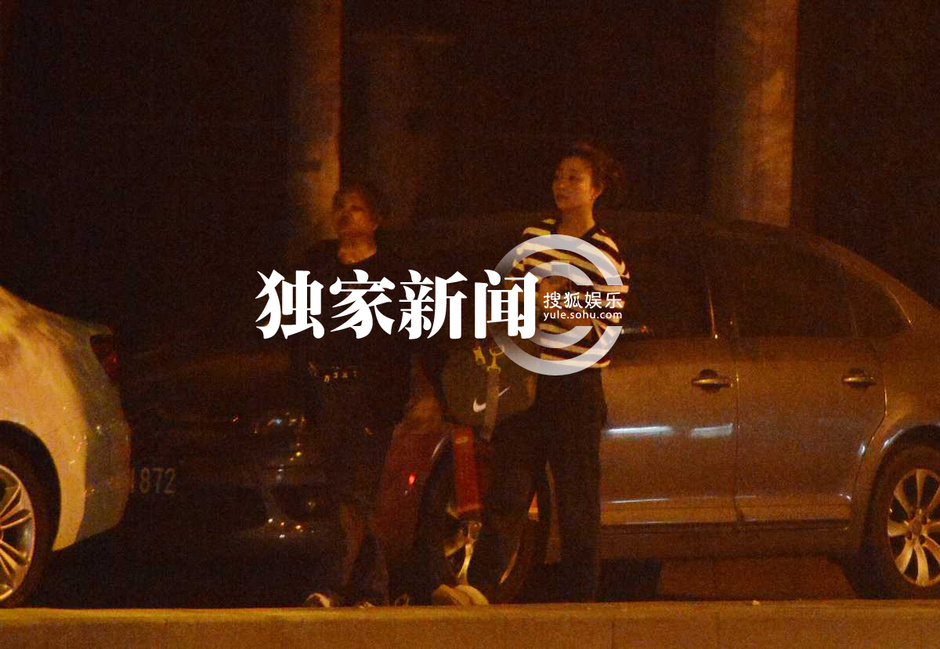 “文体恋”殷桃李金羽会友 手挽手返爱巢