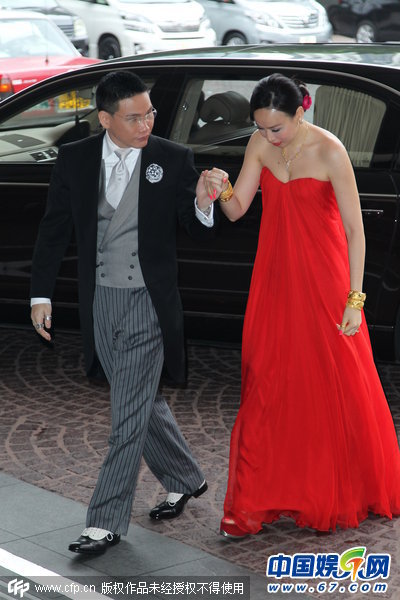 苏永康二婚谢霆锋避谈王菲 周慧敏携夫亮相