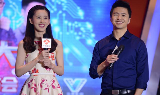 打脸啪啪的！奶茶妹妹谈恋情满脸尴尬