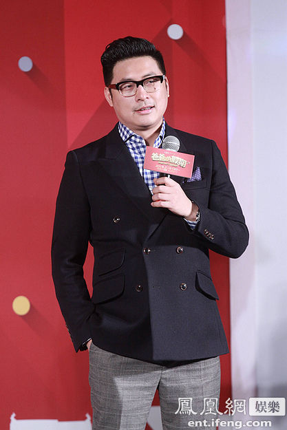 《爸爸的假期》张亮“公主抱”郭涛王岳伦