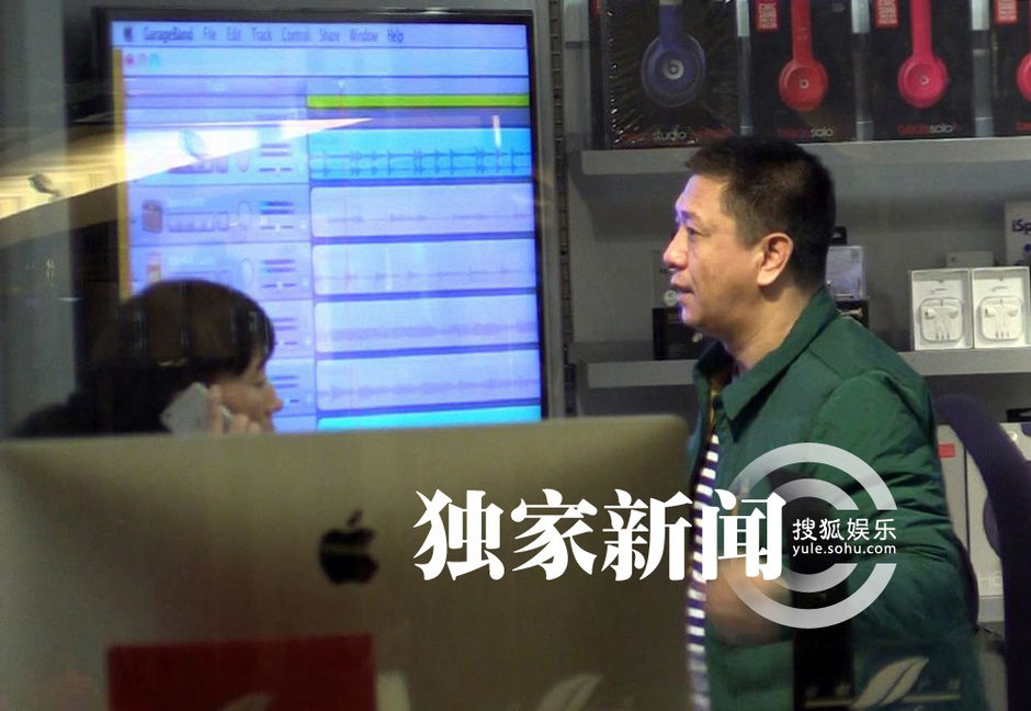 李小冉婚后未办仪式 徐佳宁独自超市购物