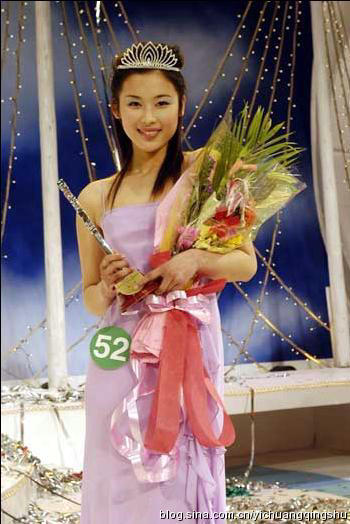 揭张嘉佳神秘前妻：比基尼秀身材 被下跪求婚