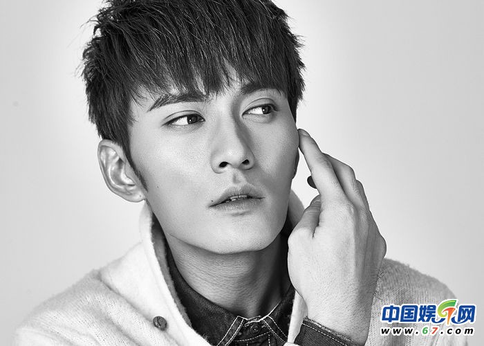 徐正曦《精武青春》热映 曝潮男大片尽展摩登帅气