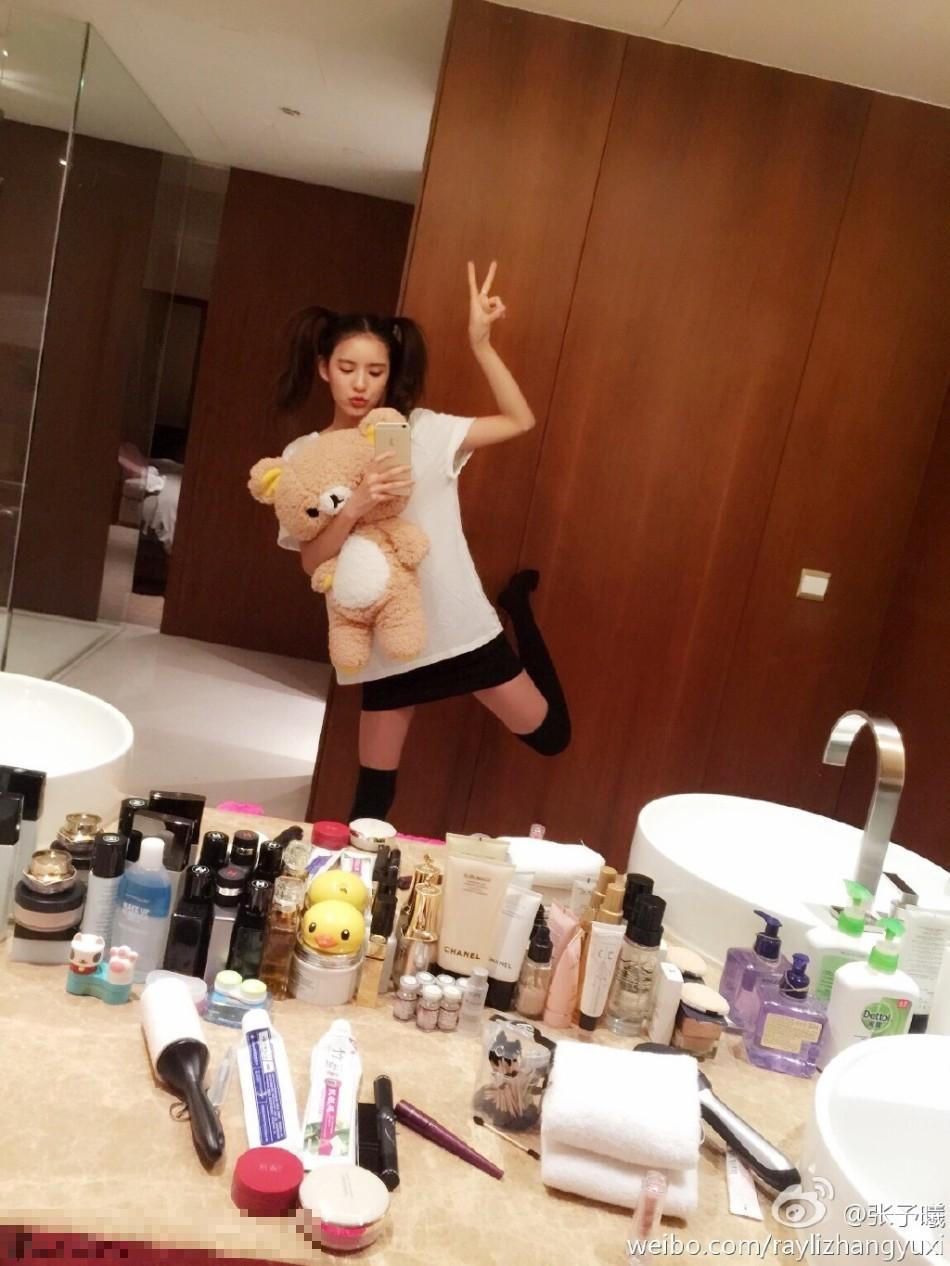 王思聪女友美艳私照曝光