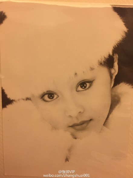 范冰冰13岁婚纱写真曝光 气质清新颜值高